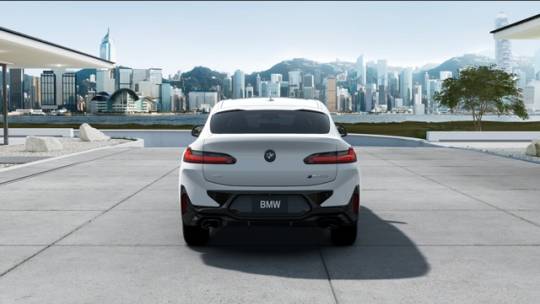 2025 BMW X4