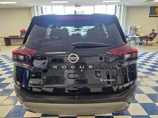 2021 nissan rogue sv