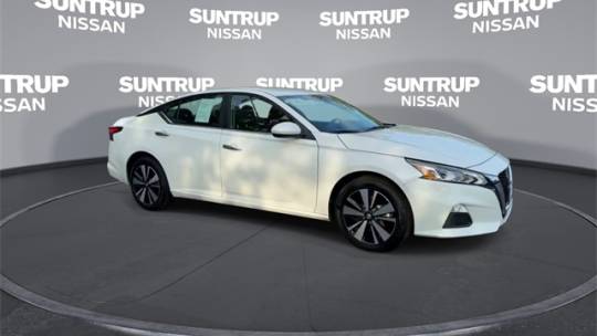 2022 nissan altima 2.5 sv