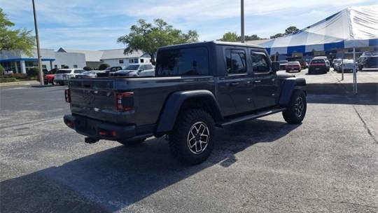 2024 Jeep Gladiator