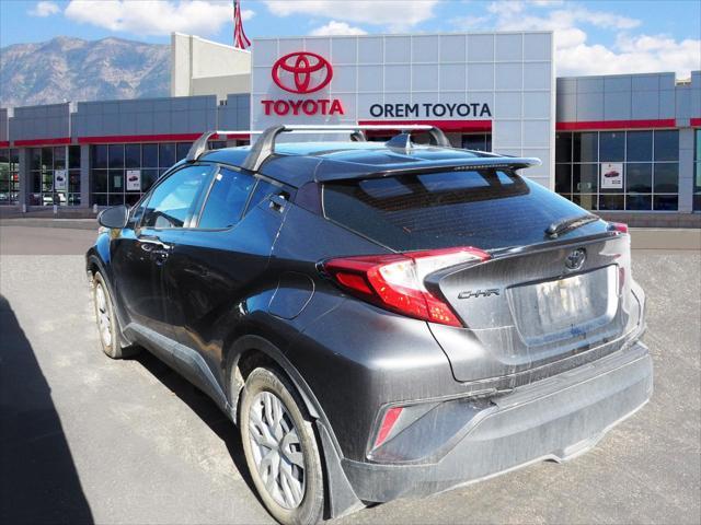 2021 toyota c-hr le