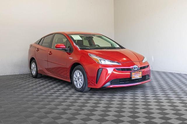 2020 toyota prius l