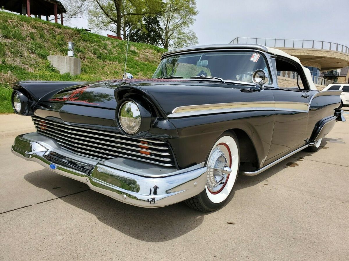 1957 ford fairlane 500 sunliner convertible 3 speed