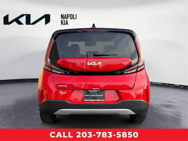 2023 kia soul lx