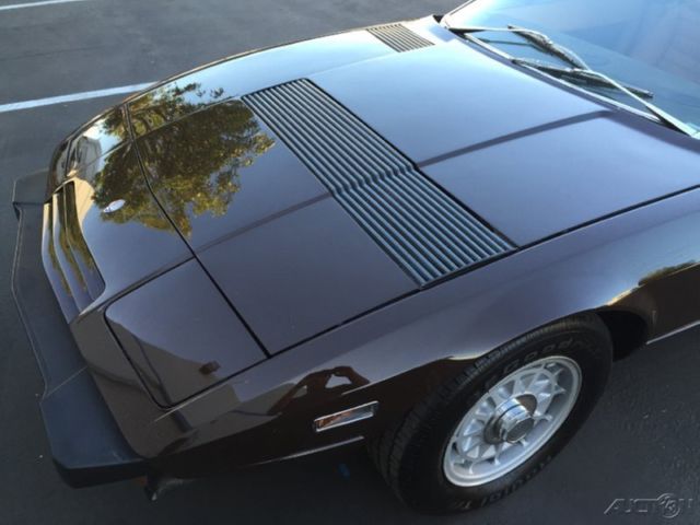 1975 maserati khamsin. 1 of 155 u.s. spec cars. 2 owner 23,391 original-mile car