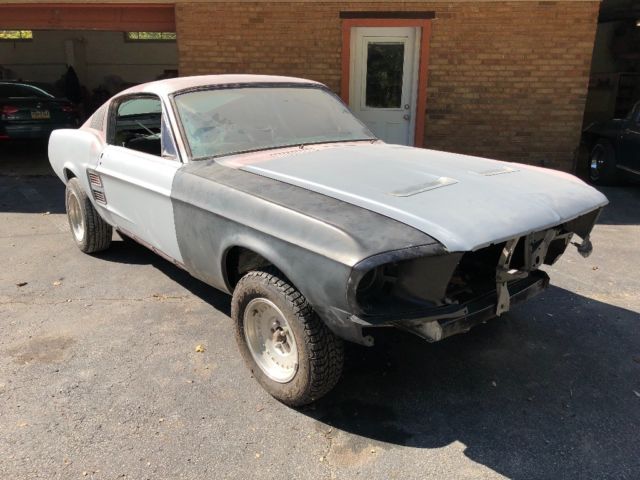 1967 mustang fastback project car- a code- 302 auto- clean body!!