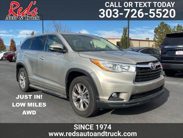 2014 toyota highlander le plus