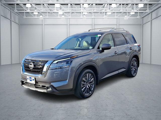 2022 nissan pathfinder sl 4wd