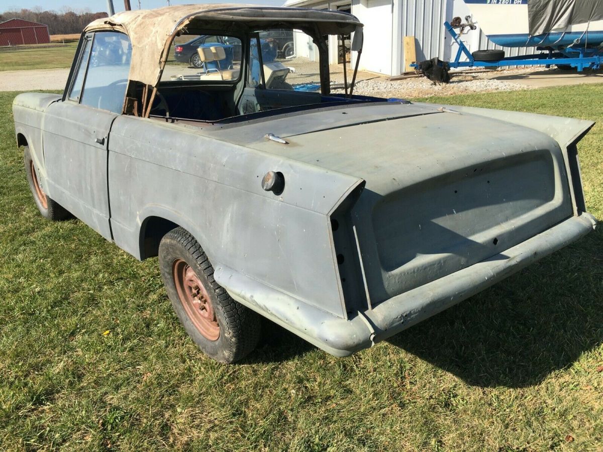 needs total restoration, but is a solid builder