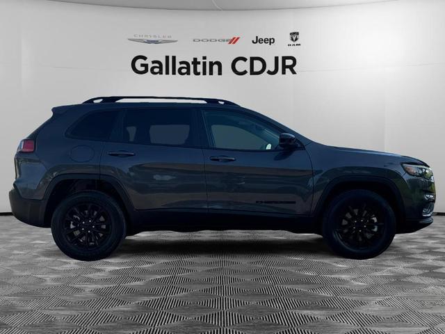 2023 jeep cherokee altitude lux
