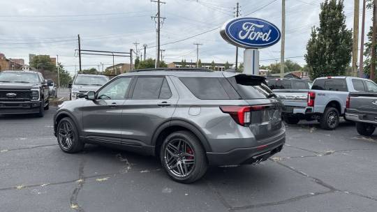 2025 Ford Explorer