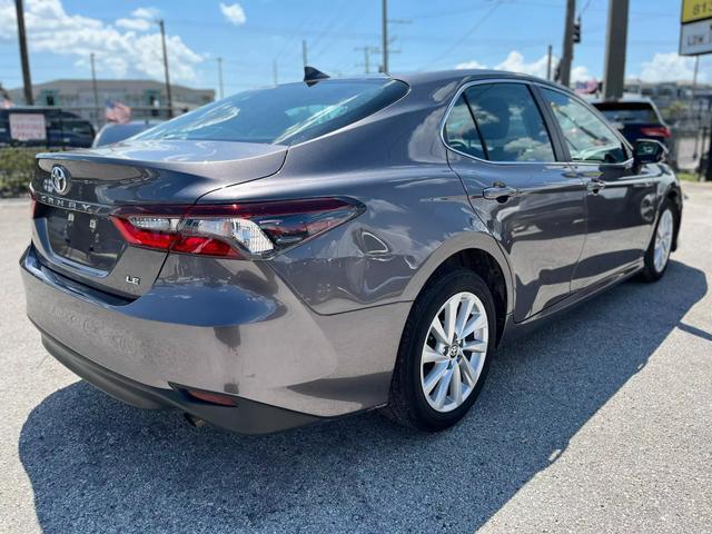 2023 toyota camry le