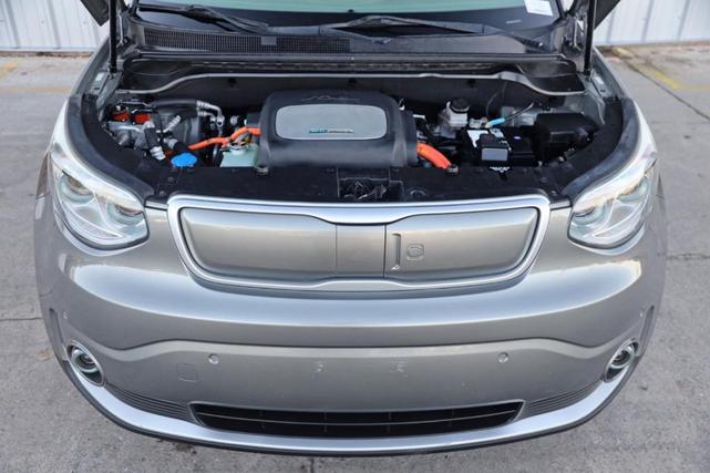 2016 kia soul ev +