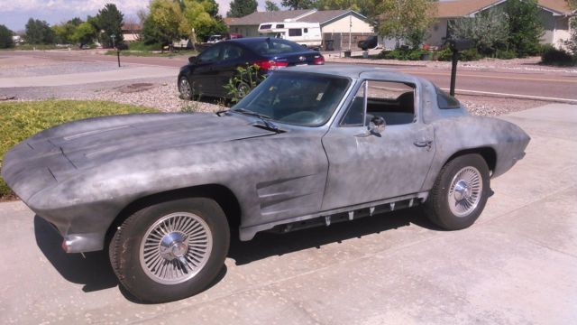 corvette stingray split window