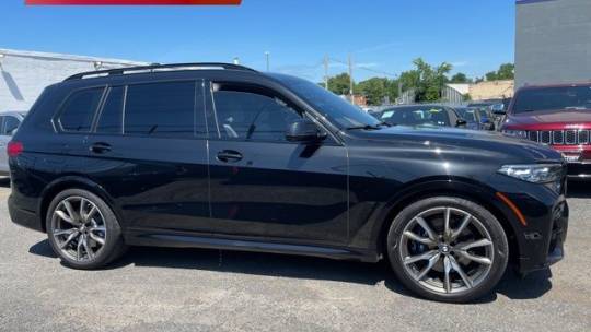 2021 BMW X7