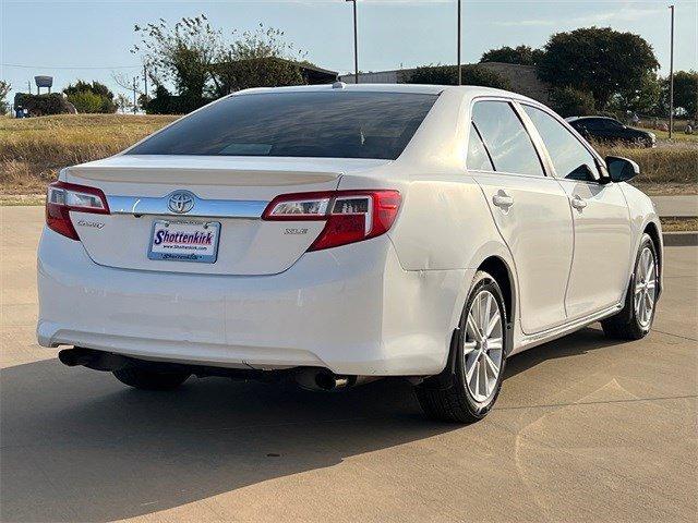 2013 toyota camry se