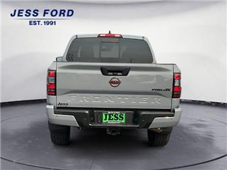 2023 Nissan Navara (Frontier) s