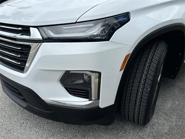 2023 chevrolet traverse lt cloth