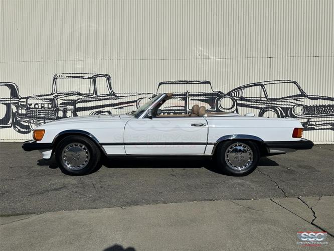 1987 mercedes-benz 560sl in fairfield, california