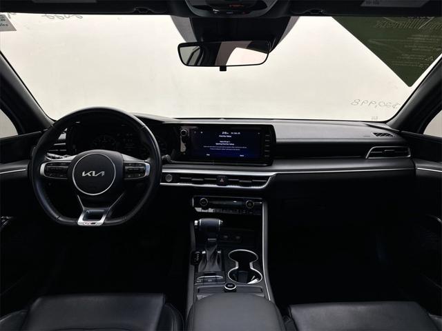 2022 kia k5 gt-line