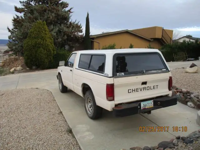 nice arizona chevy s10 v6 5 spd. manual transmission
