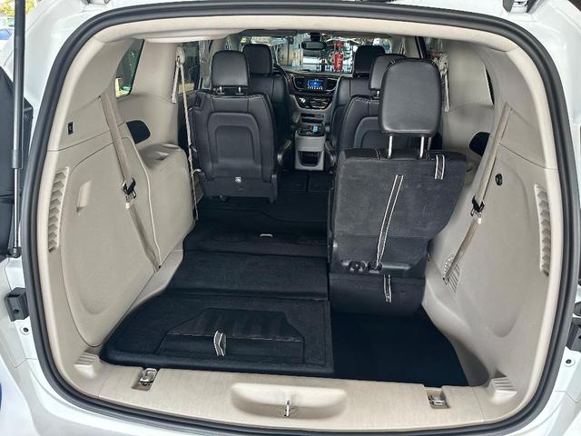 2021 chrysler voyager lxi