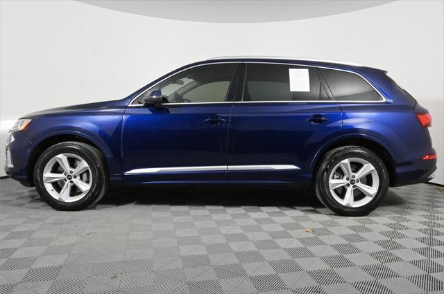 2022 audi q7 55 premium