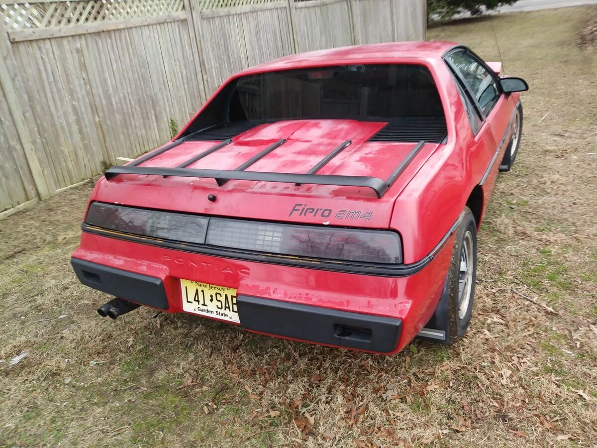 1986 pontiac fiero 2m4 izuzu manual 5 spd very org no rust,sound body see issue*