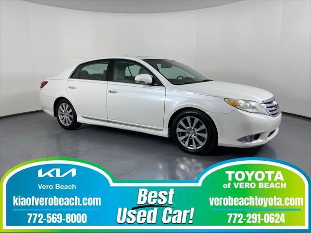 2011 toyota avalon limited