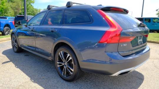 2018 volvo v90 cross country t5
