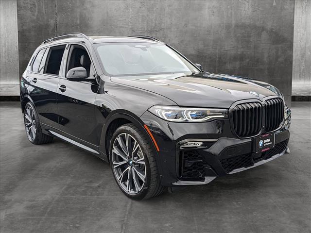 2021 bmw x7 m50i