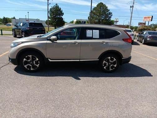 2018 honda cr-v touring in hutchinson, kansas