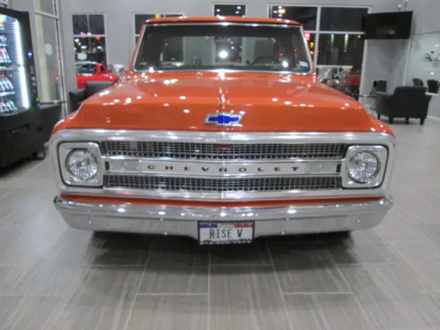 1970 chevrolet trucks c10 step side 2wd