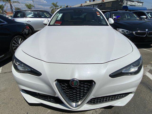 2018 alfa romeo giulia ti lusso