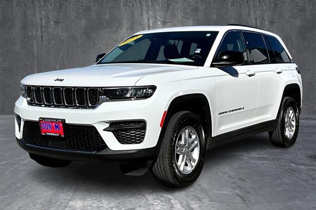2023 jeep grand cherokee laredo 4x4