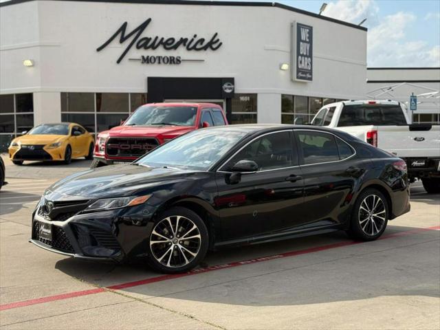 2018 toyota camry se
