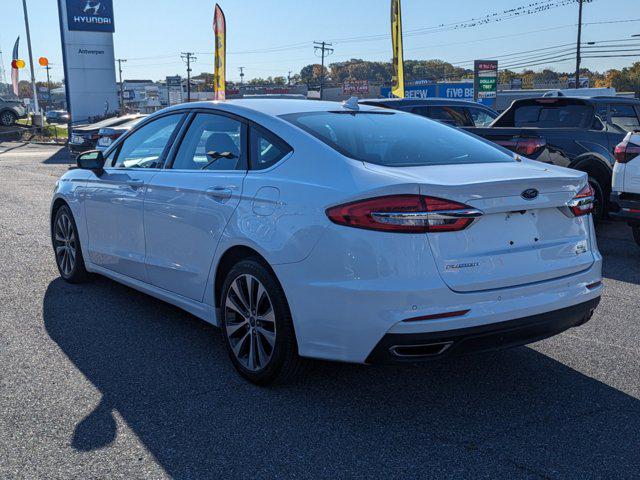 2020 ford fusion se