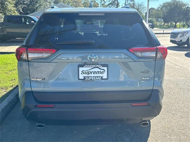 2023 toyota rav4 xle