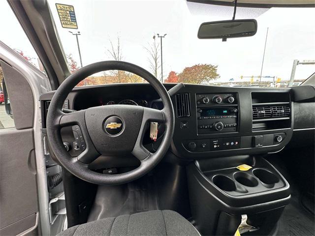 2021 chevrolet express 2500 rwd 2500 regular wheelbase wt