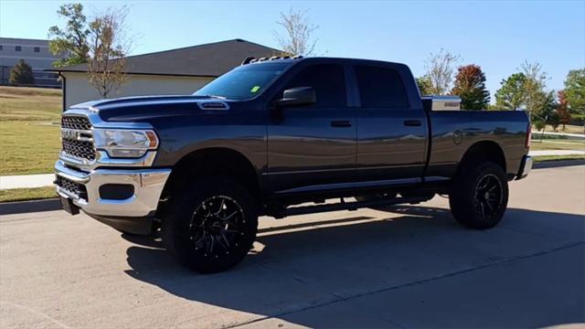 2022 ram 2500 tradesman crew cab 4x4 6'4' box
