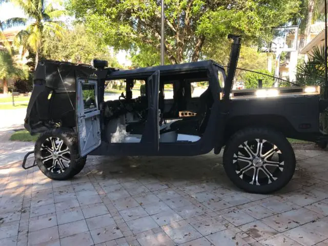 hmmwv m998 humvee hummer h1 h2 h3 custom build rhino lining vhf ufh sat com m2hb