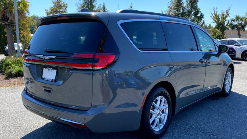 2022 chrysler pacifica touring l