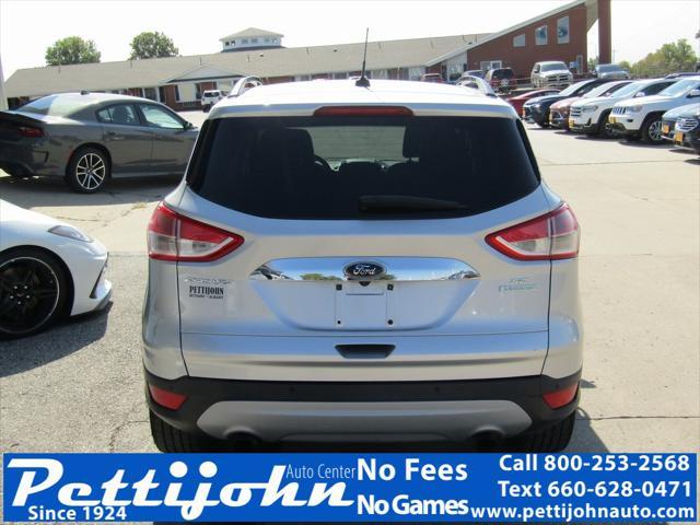 2016 ford escape se