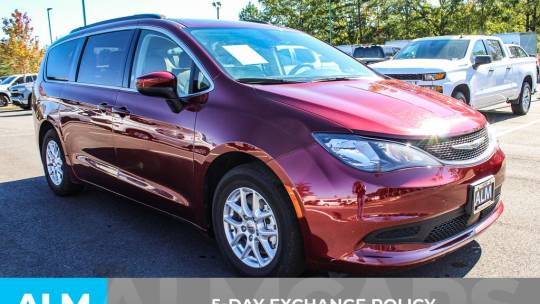 2021 Chrysler Voyager
