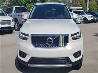 2021 Volvo XC40 t4 momentum