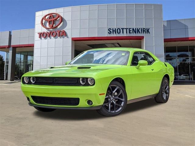 2023 dodge challenger sxt