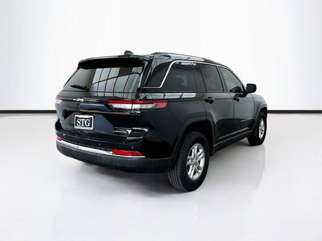 2022 jeep grand cherokee laredo