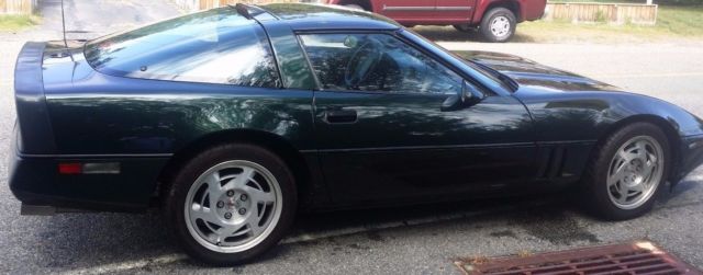 1990 corvette targa coupe - polo green metallic - black cloth - l98 / 6 speed