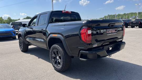 2024 GMC Canyon