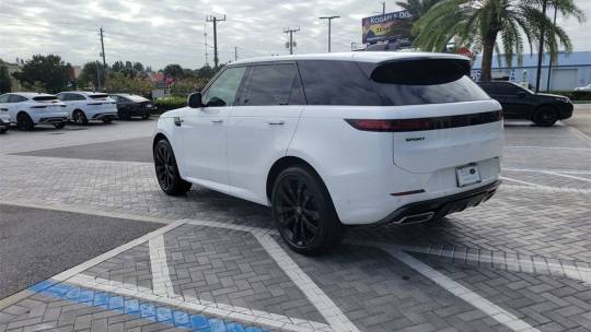 2025 Land Rover Range Rover Sport